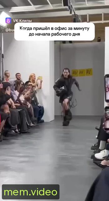 Кадр на 0:01