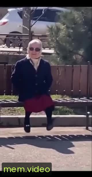 Кадр на 0:02