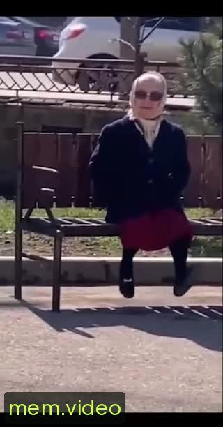 Кадр на 0:04