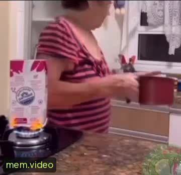 Кадр на 0:03