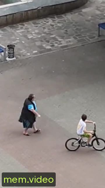 Кадр на 0:02