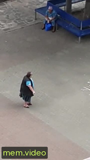 Кадр на 0:04