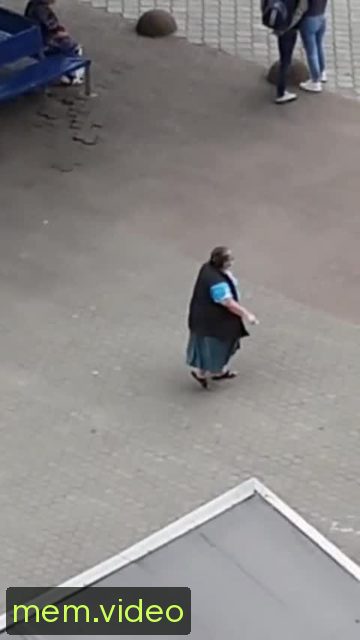 Кадр на 0:09