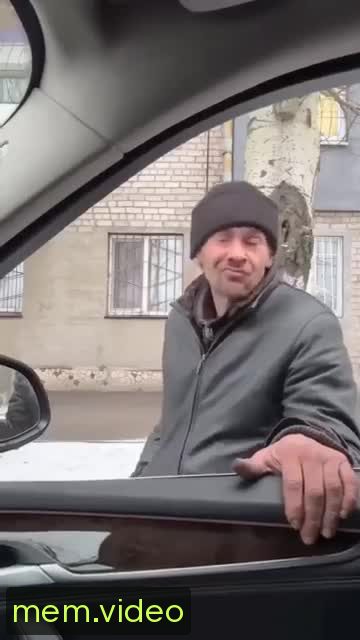 Кадр на 0:04