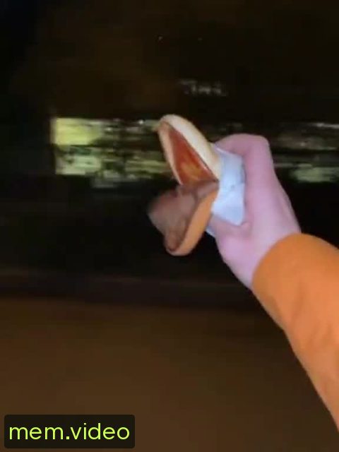 Кадр на 0:03