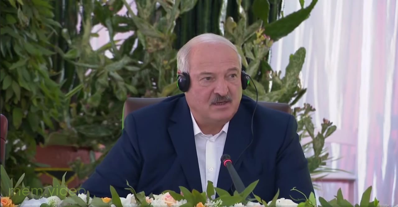 Кадр: «Вас будут наклонять» — Лукашенко