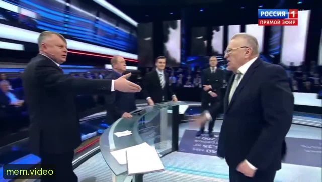 Кадр на 0:02