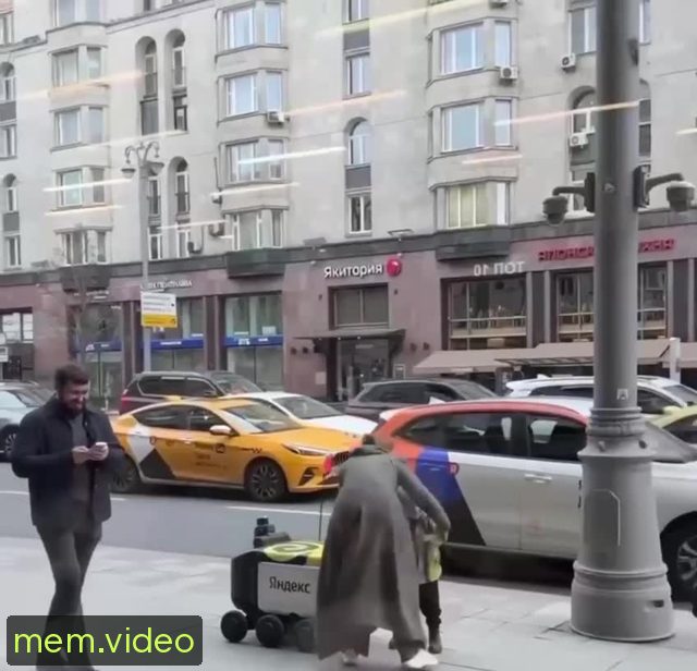 Кадр на 0:06