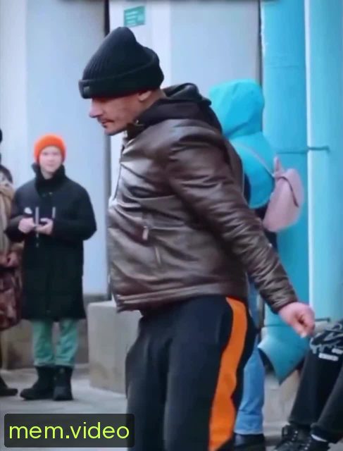 Кадр на 0:01