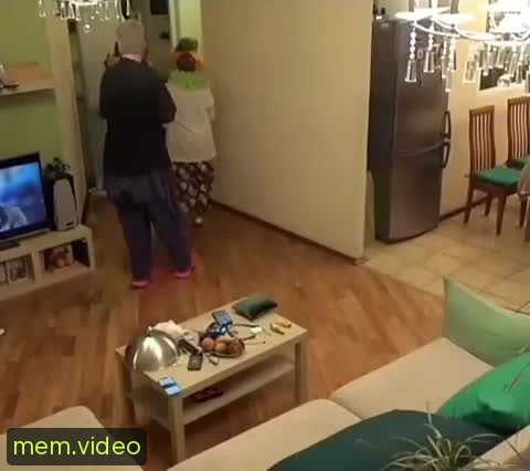 Кадр на 0:01