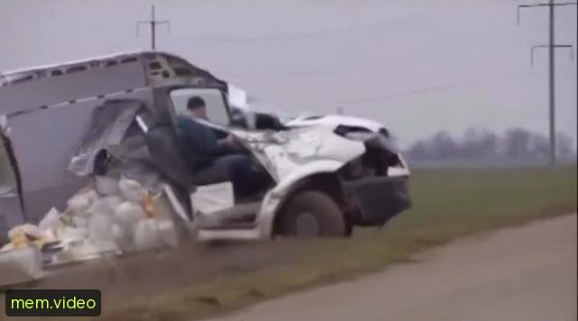 Кадр на 0:03