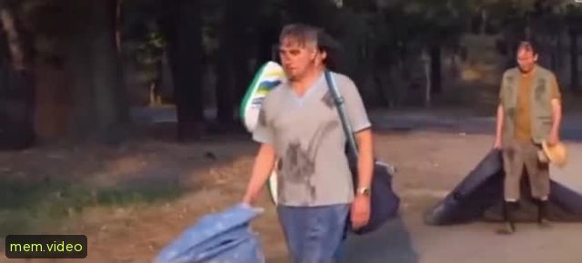 Кадр на 0:02