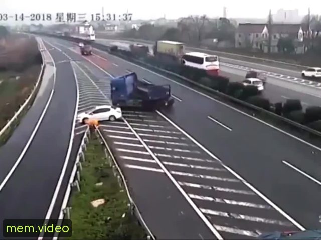 Кадр на 0:21