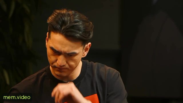 Кадр на 0:01
