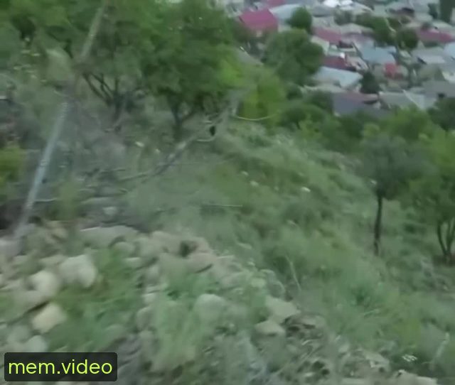 Кадр на 0:03