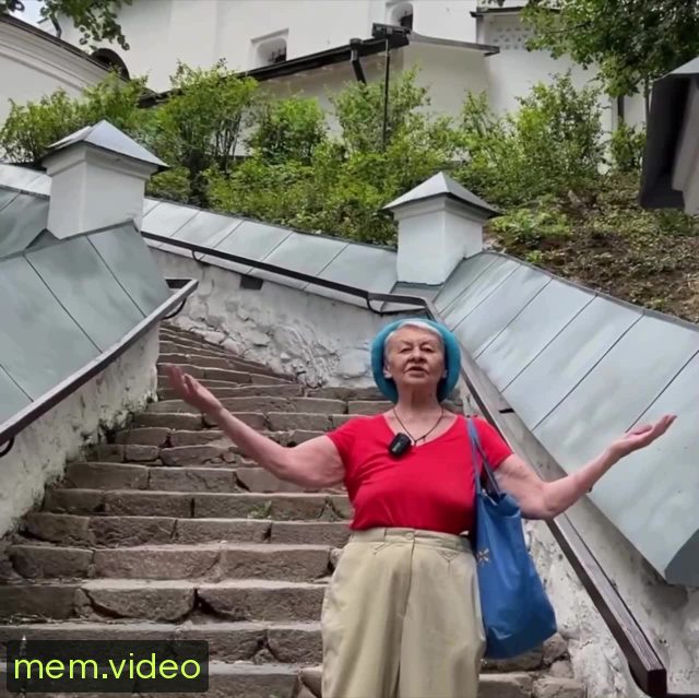 Кадр на 0:06