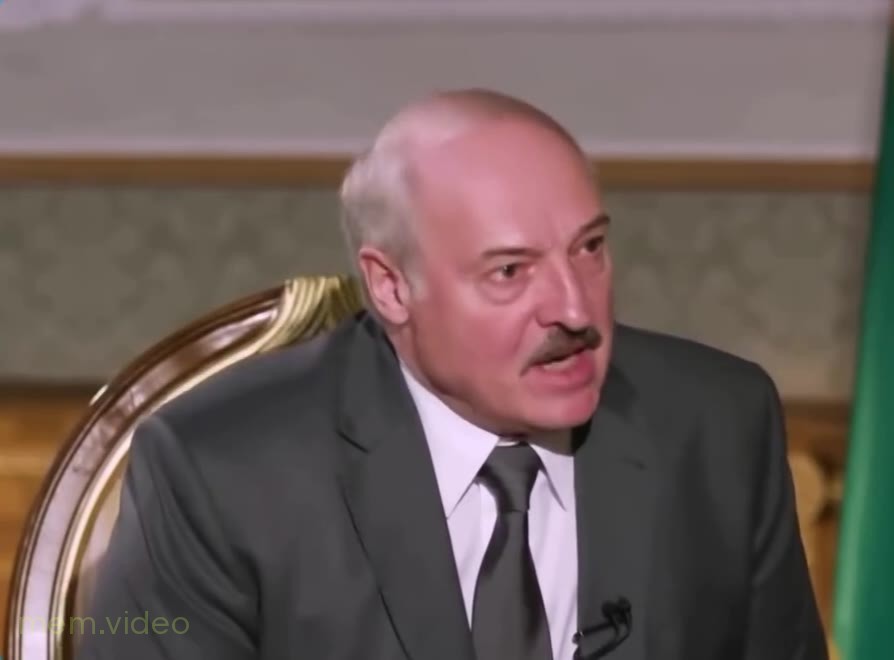 Кадр: Лукашенко перечисляет профессии на интервью