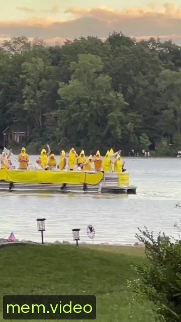 Кадр на 0:04
