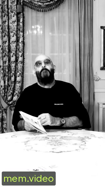 Кадр на 0:39