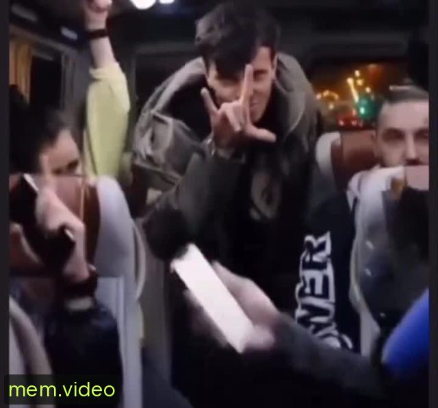 Кадр на 0:01