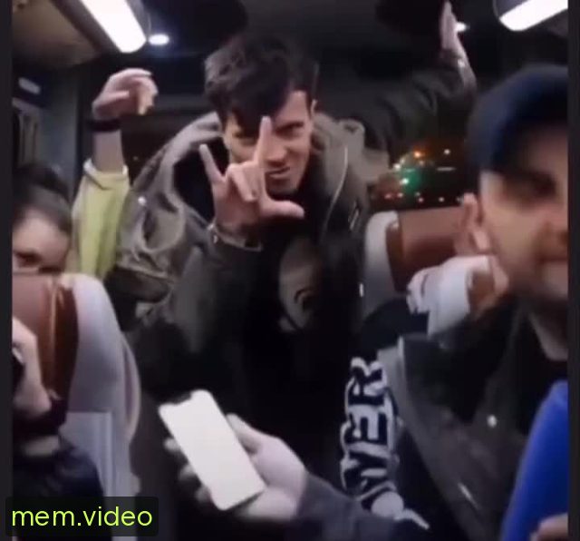 Кадр на 0:01