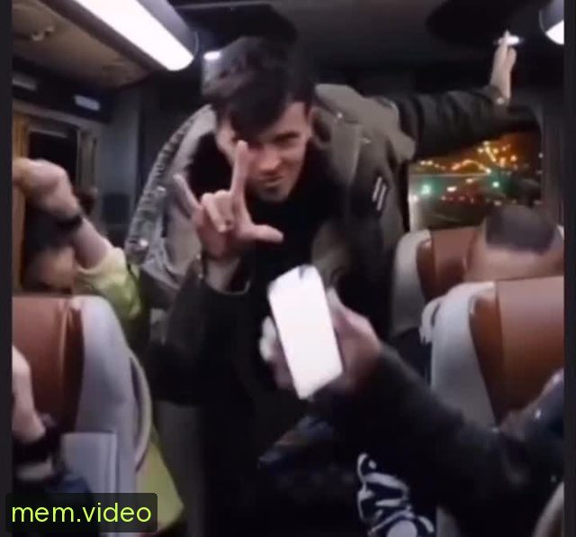 Кадр на 0:02