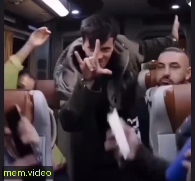 Кадр на 0:02