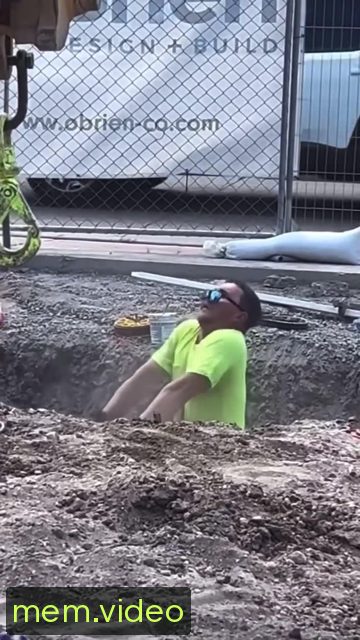 Кадр на 0:03