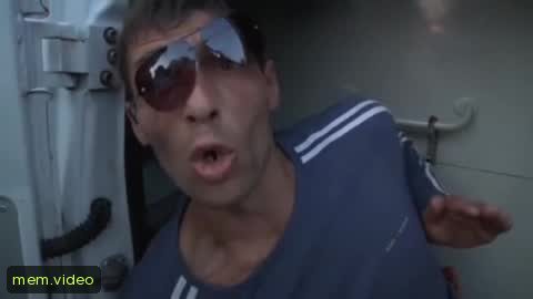 Кадр на 0:01