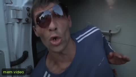 Кадр на 0:01