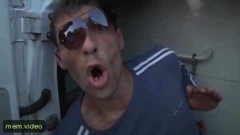 Кадр на 0:01