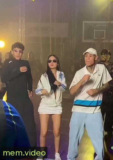 Кадр на 0:09