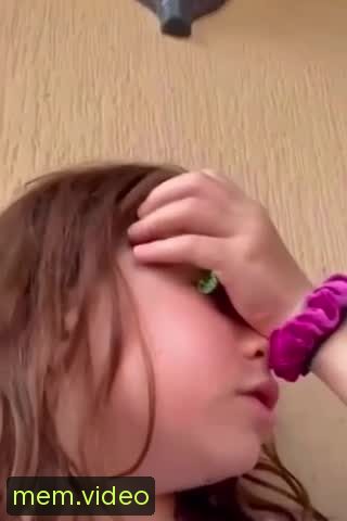 Кадр на 0:01
