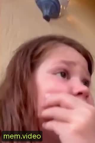 Кадр на 0:05