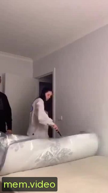 Кадр на 0:01