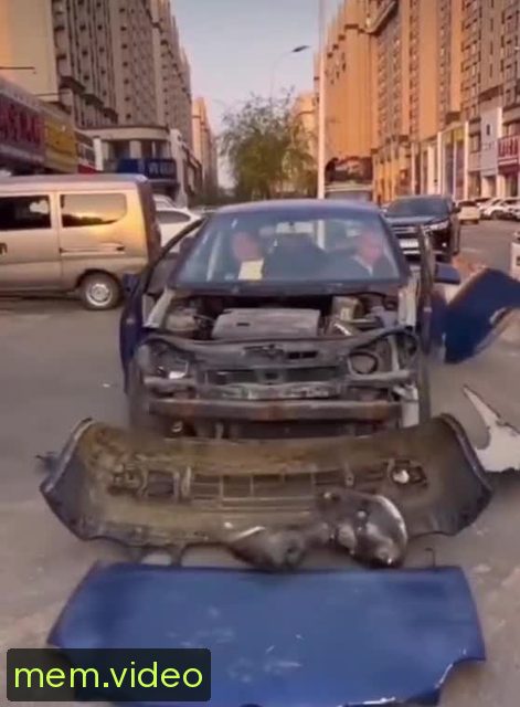 Кадр на 0:02