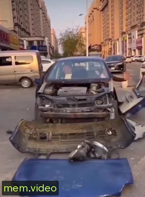 Кадр на 0:03