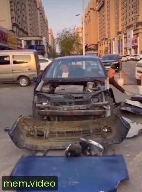 Кадр на 0:03