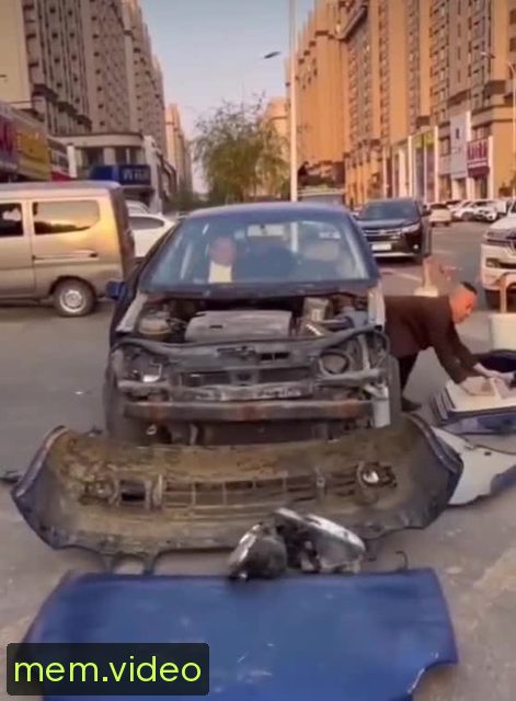 Кадр на 0:03