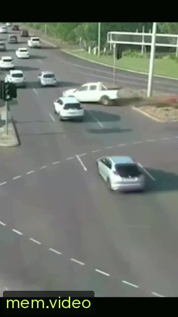 Кадр на 0:01