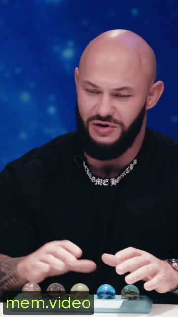 Кадр на 0:18