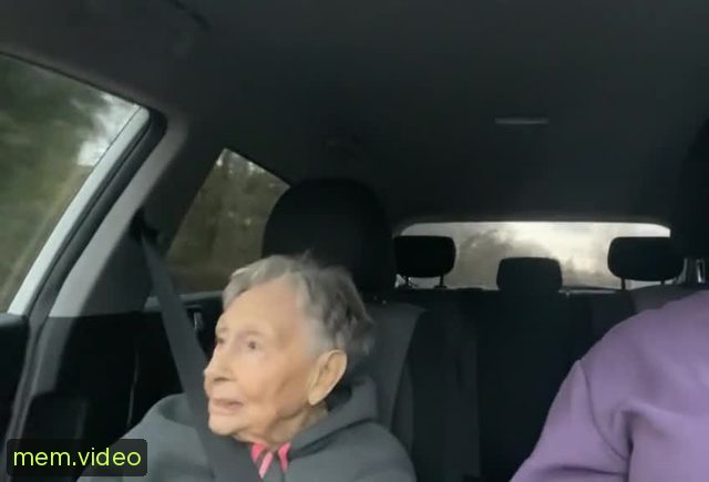 Кадр на 0:01