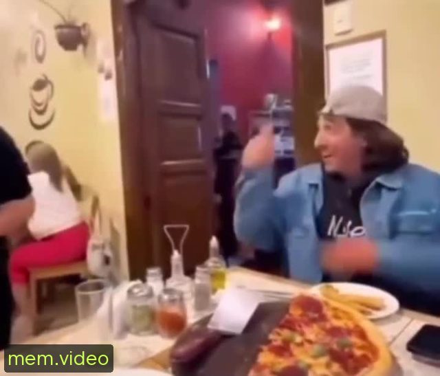 Кадр на 0:04