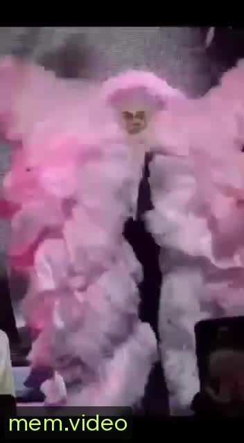 Кадр на 0:05