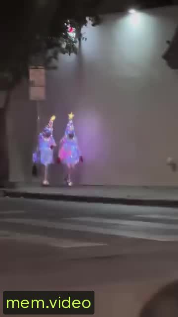 Кадр на 0:04