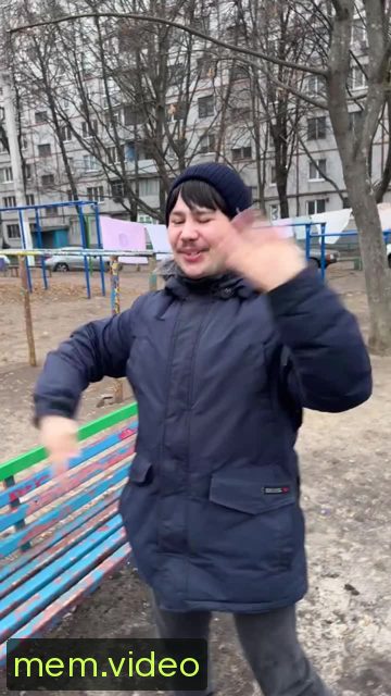 Кадр на 0:06