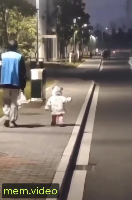Кадр на 0:05