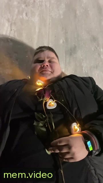 Кадр на 0:06