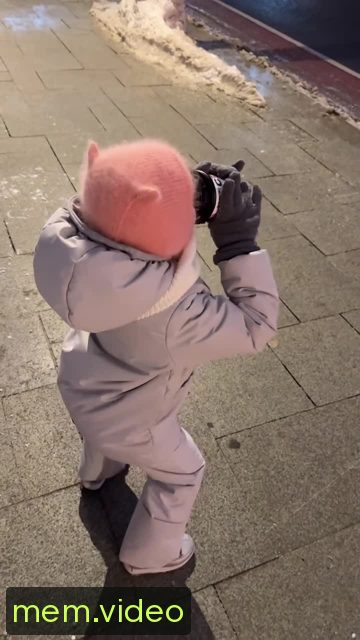 Кадр на 0:05