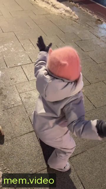 Кадр на 0:12
